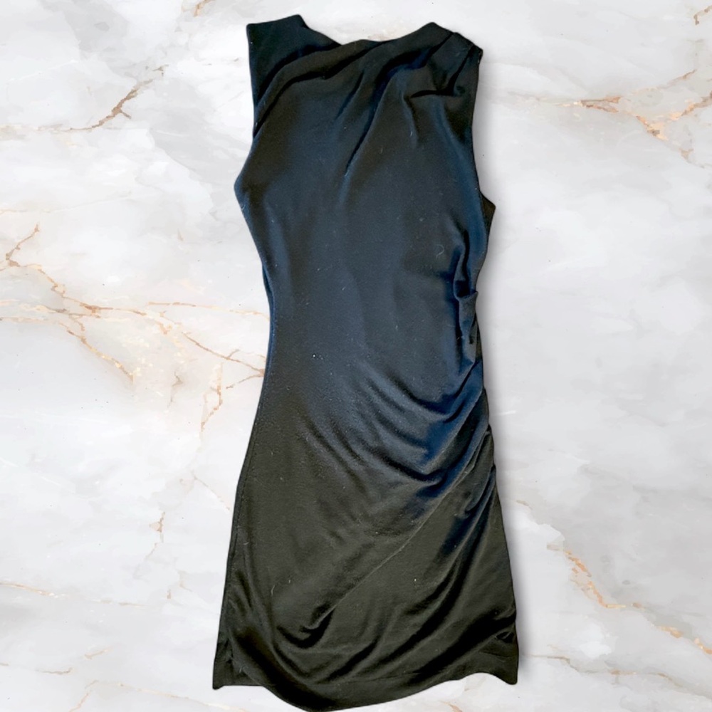 Banana Republic Ruched Black Sheath Dress Sleeveless Size XS - Picture 3 of 4